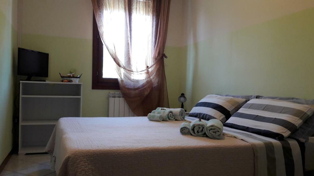 Adria Bella Locazione Turistica Acomodação com café da manhã Exterior foto