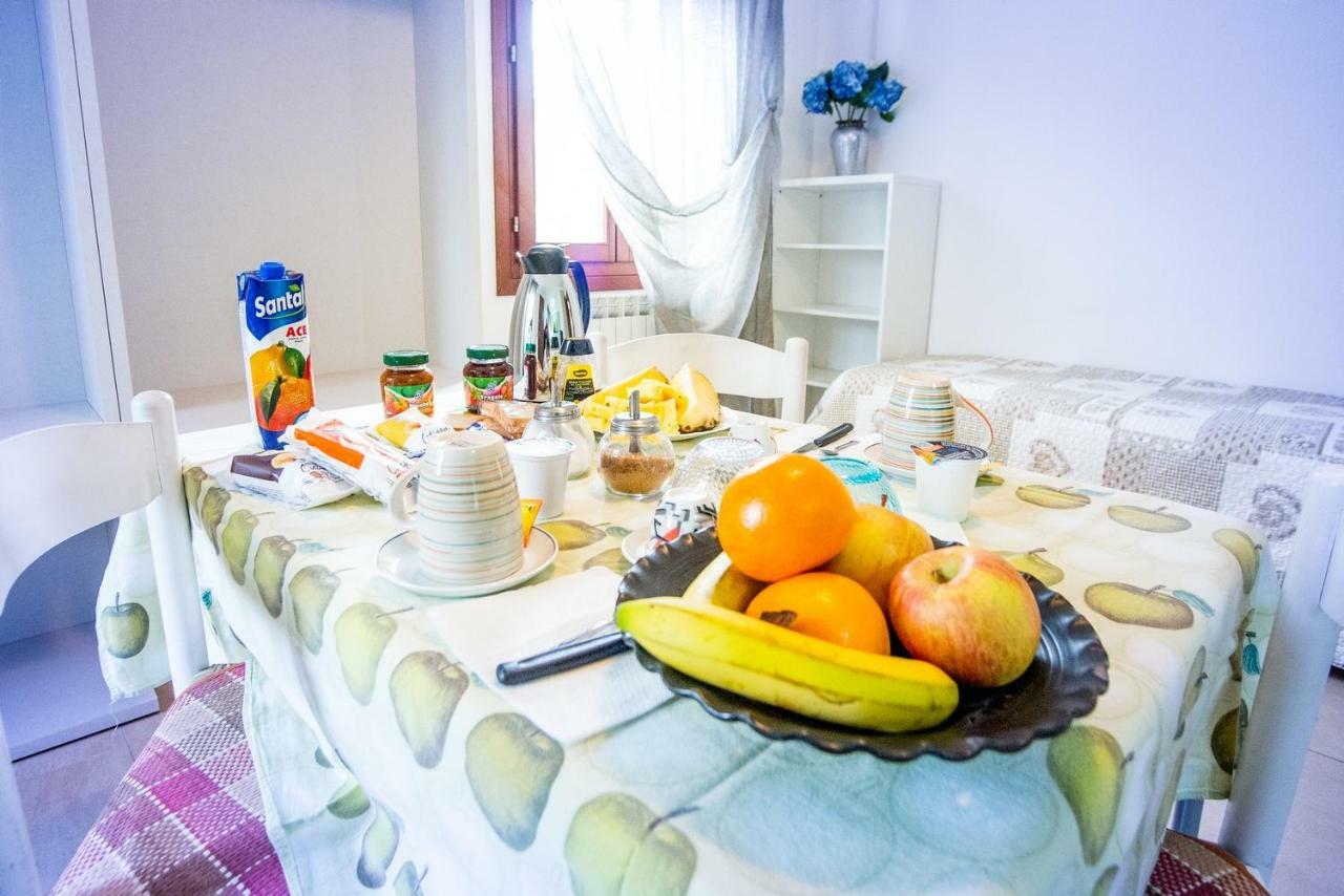 Adria Bella Locazione Turistica Acomodação com café da manhã Exterior foto