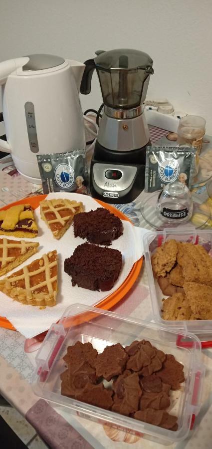 Adria Bella Locazione Turistica Acomodação com café da manhã Exterior foto